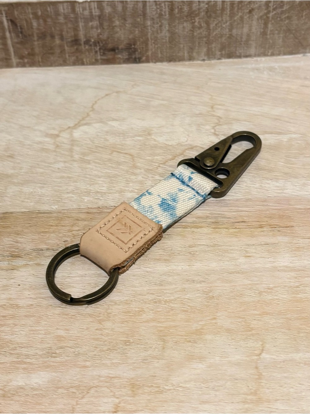 Thread Wallet Clip